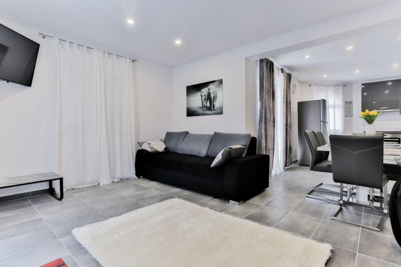Villa Scandalli Sevid Exteriér fotografie
